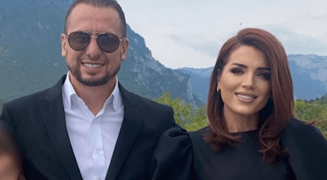 Divorc i dhimbshëm/ “Kurthi me fallxhore”, ish-bashkëshorti ngre akuza të rënda ndaj këngëtares së njohur