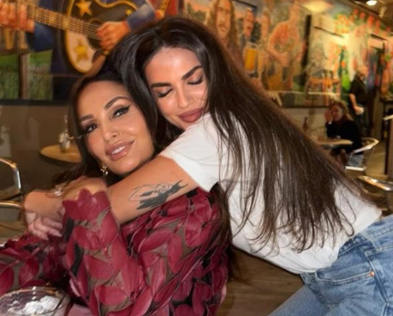 E ëma zbuloi se vuan nga sëmundja e rëndë, postimi prekës i këngëtares shqiptare: Do t’ia dalësh mami!