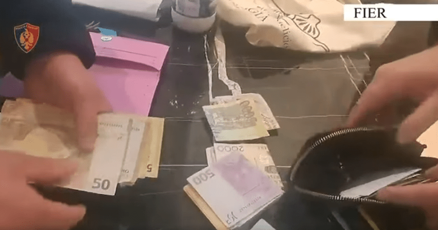 Kishin kthyer banesën në fole prostitucioni, arrestohen 2 shtetase të huaja në Fier