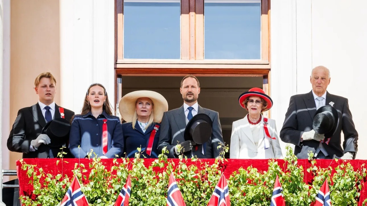 Skandale të shumta për familjen mbretërore të Norvegjisë, Princesha Mette-Marit nën akuzë për lidhjet me Jeffrey Epstein, i biri për përdhunim