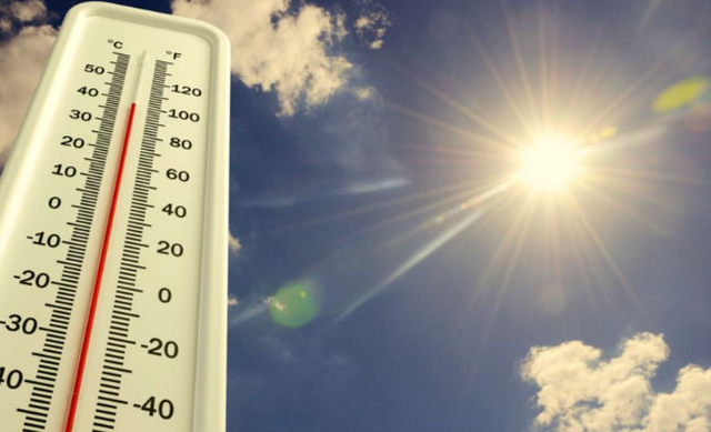 EUROPA NË NXEHTËSI/ Temperatura ekstreme dhe zjarre tregojnë përshpejtim të krizës klimatike