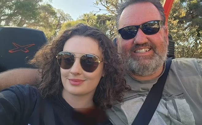 Habit 26 vjecarja qe u lidh me 58 vjecarin. Të gjithë na kanë inat, ne bëjmë shumë gjëra në…!