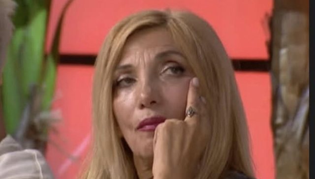 Nuk duan qe Moza Ahmeti ta fitoje? Fotot ‘skandaloze’ qe po bejne namin ne rrjet para finales se Ferma VIP (Foto)