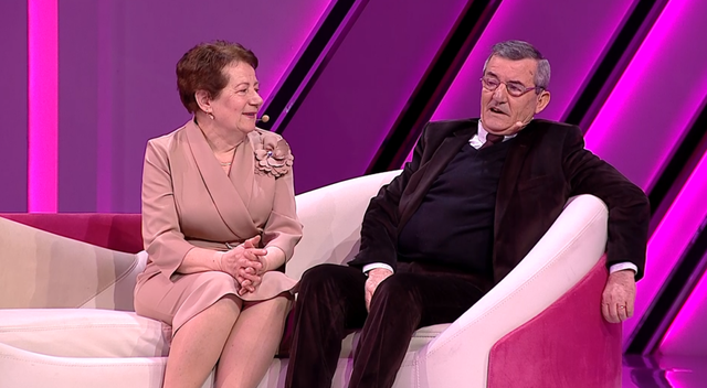 “Mos ke ndonjë shoqe?!”, gjyshi “harron” gruan: Po të ishte ajo do ishte një mrekulli…