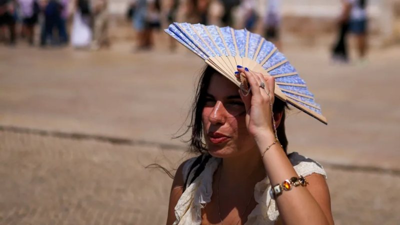 Ky vend evropian po “përvëlohet”, temperaturat arrijnë mbi 40 gradë Celsius