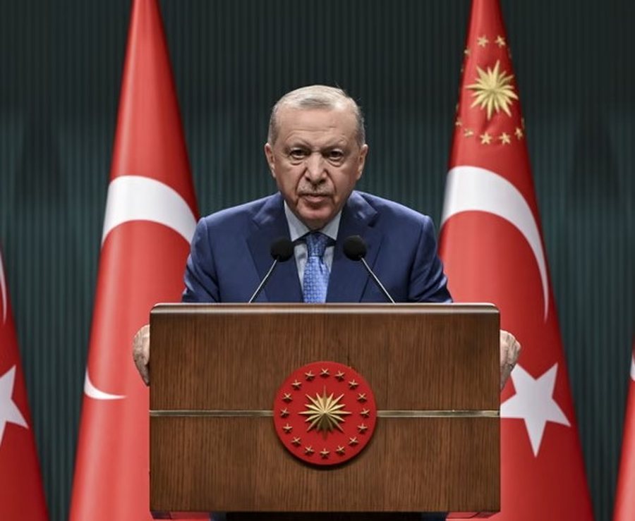 Sundimi diktatorial i Erdogan mbi Turqinë: Ja si po i grabit që tani zgjedhjet e ardhshme në vend!!!