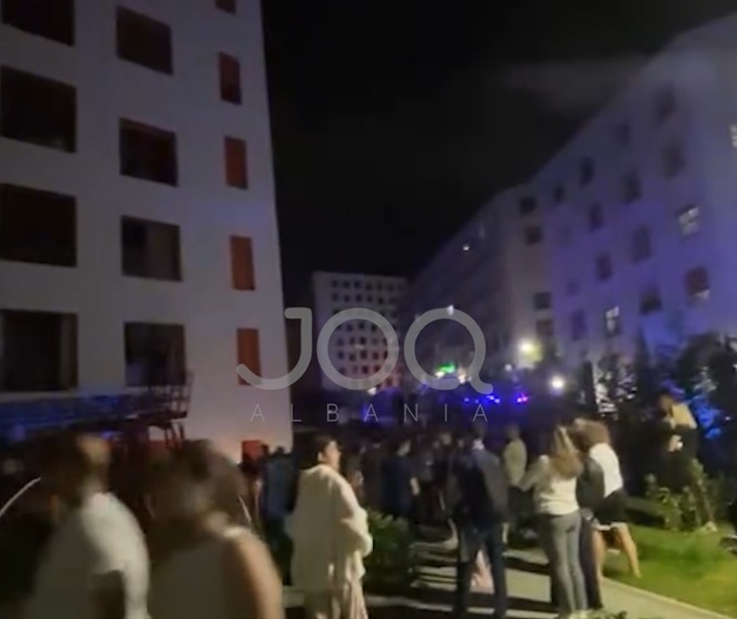 Merr flakë pallati i madh në Tiranë, evakuuohen banorët, raportohet për të lënduar